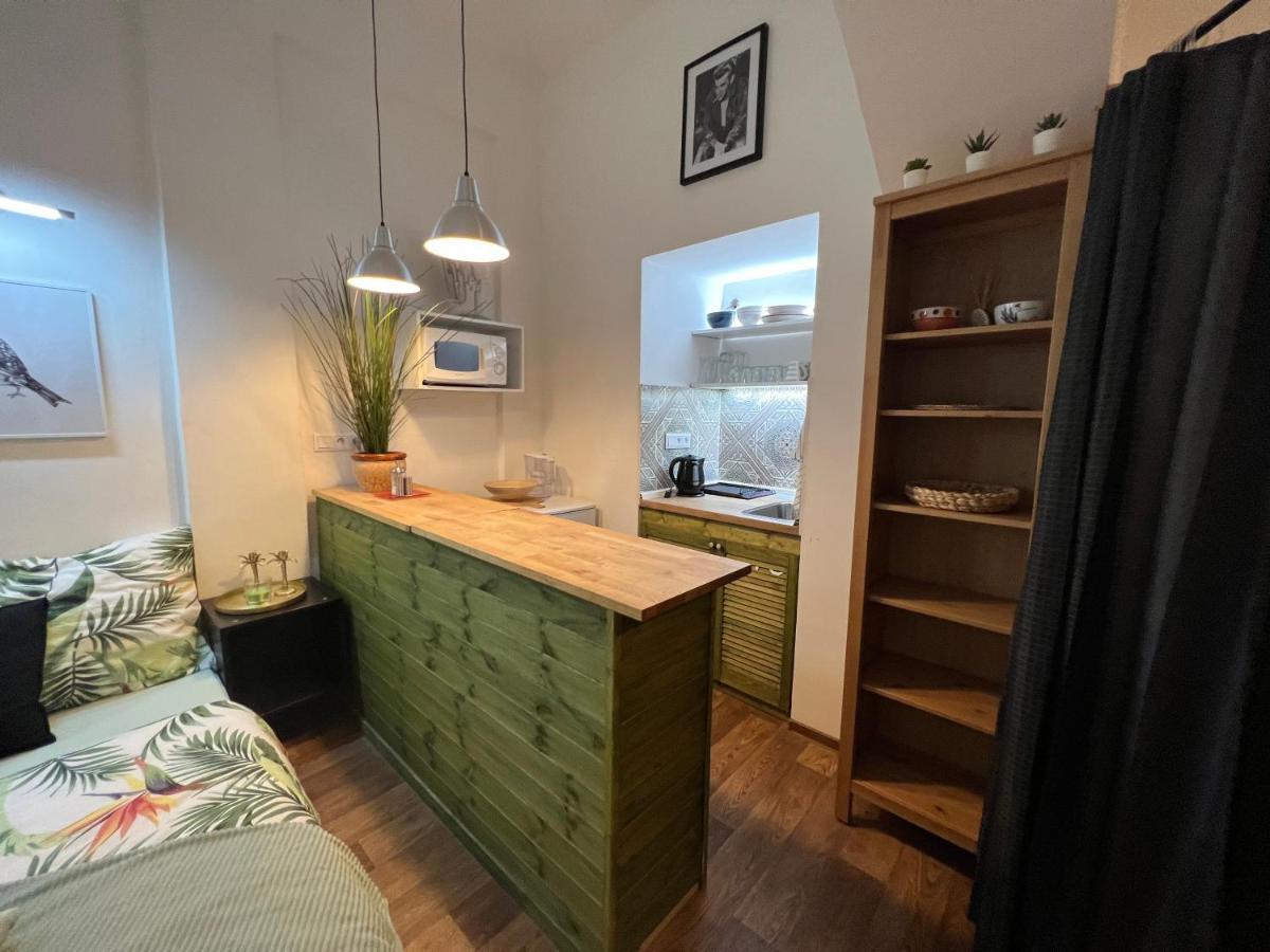 Appartement Fun Tiki Vibe / Charles Bridge / Netflix *